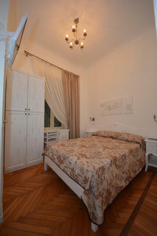 Hotel La Scogliera Bordighera Exterior foto